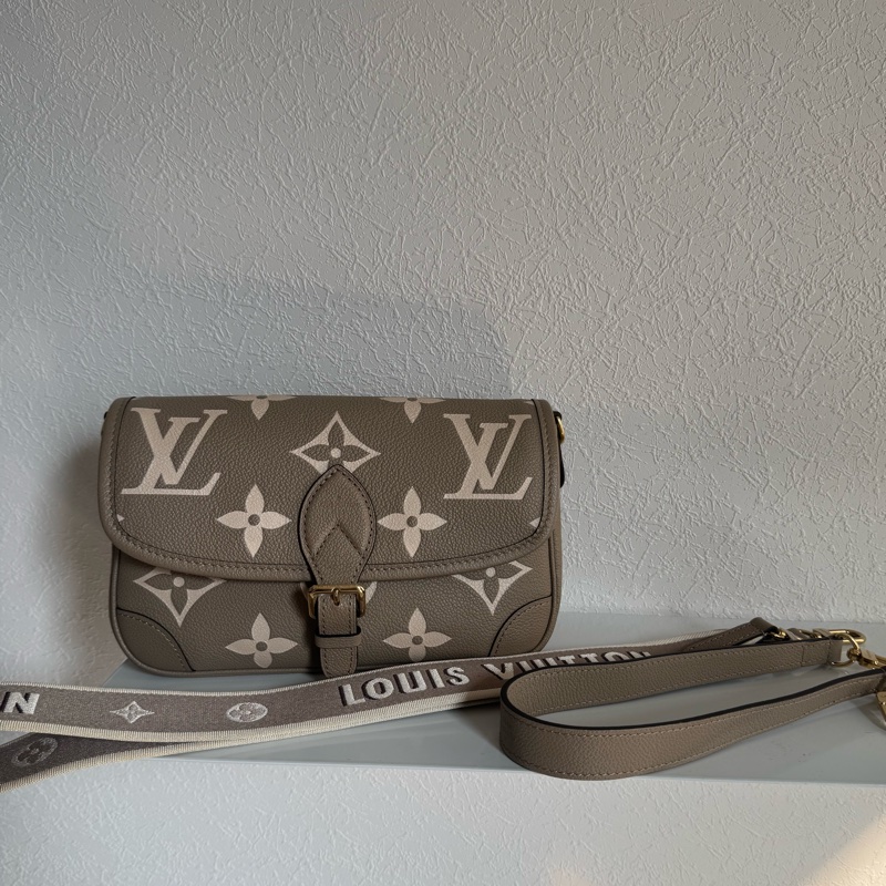 LV斑鳩灰法棍包-0