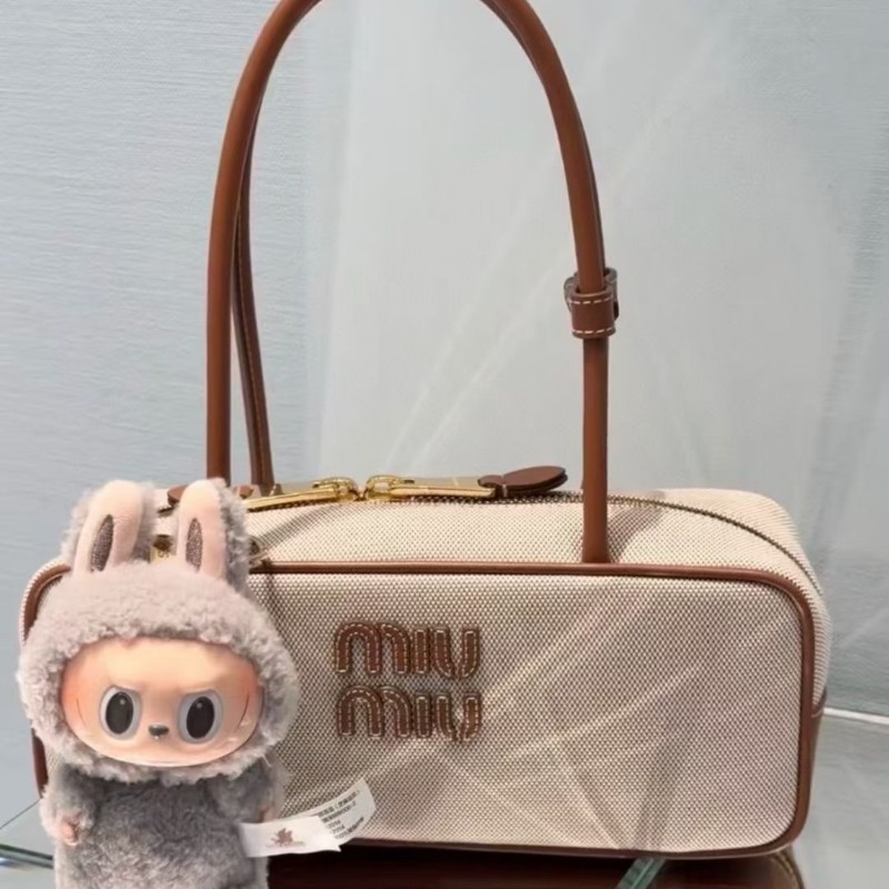 MIUMIU 爆款帆布手提包-6