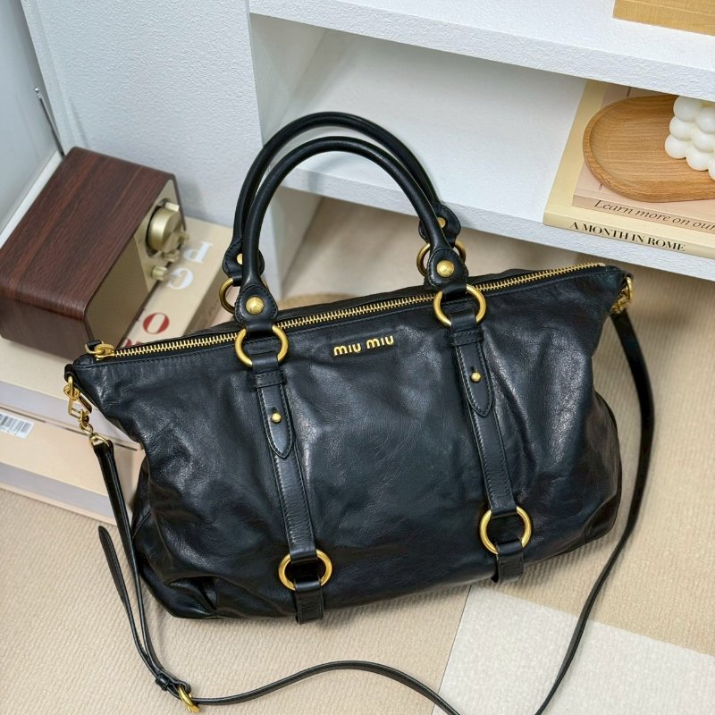 🏷️MIUMIU.黑金油蠟皮 機車包-0