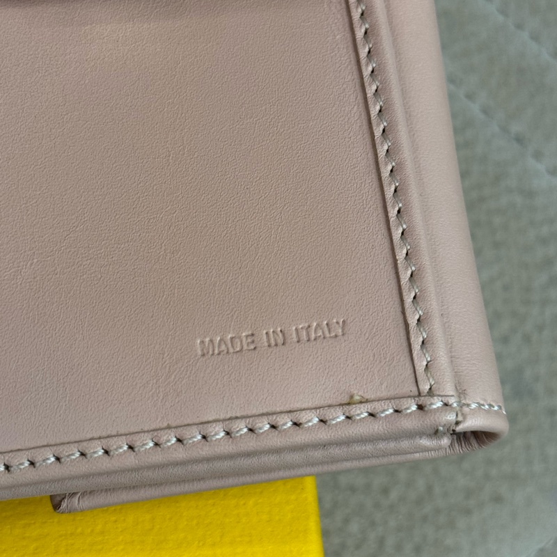 FENDI粉色老花三折短夾🛼近年款-19