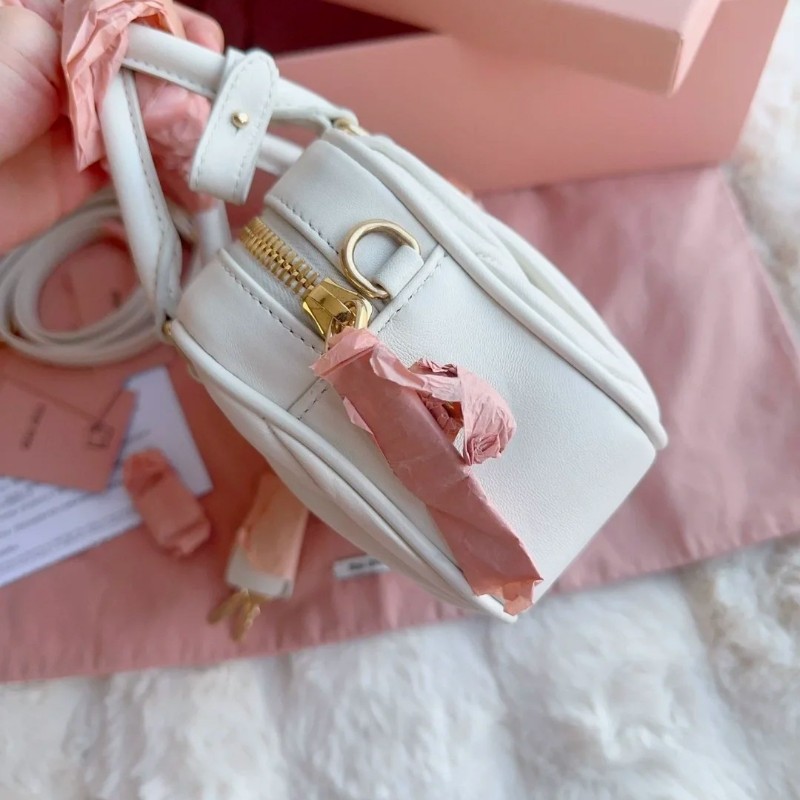 Miu Miu  保齡球手提包 小號-1