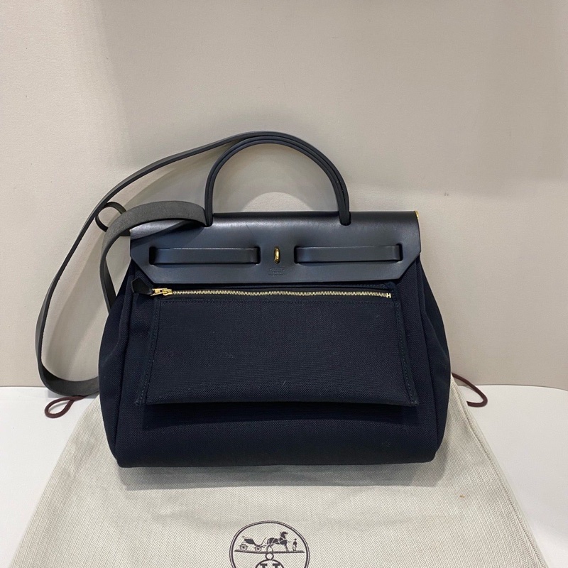 Hermes Herbag Zip31 黑色銀扣內縫手提單肩斜挎包 Z刻～（缺失鎖鑰匙）附件：塵袋 尺寸約31×25×10cm-1