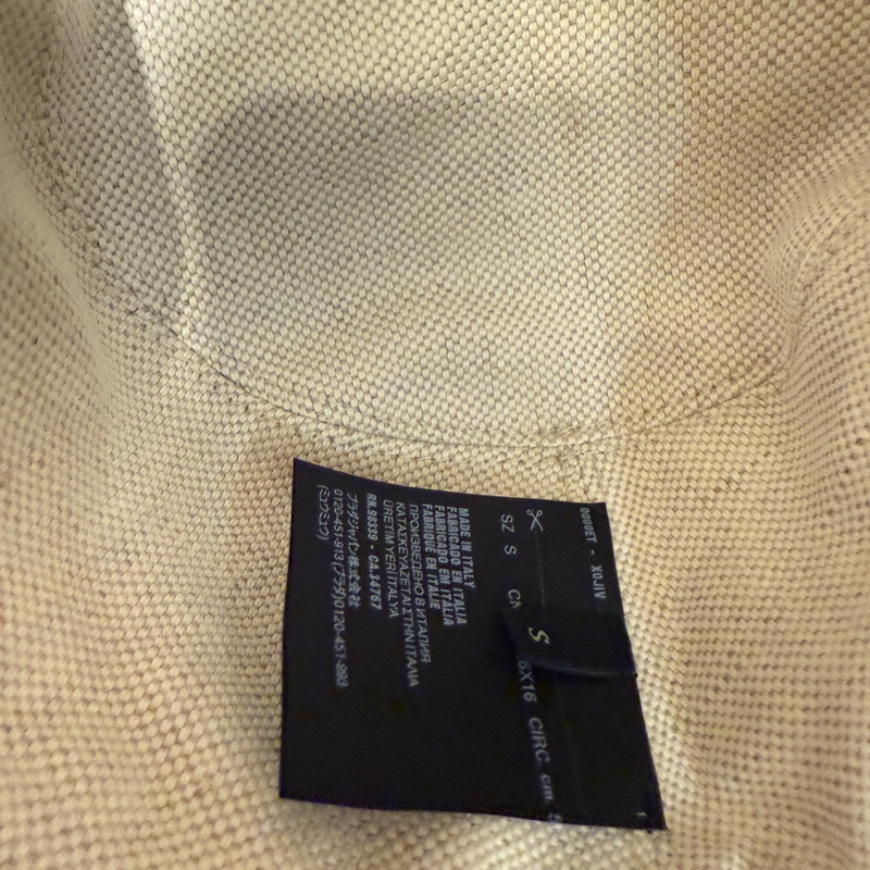 miumiu 兩面漁夫帽 超好看 全校 送一個外出包-2