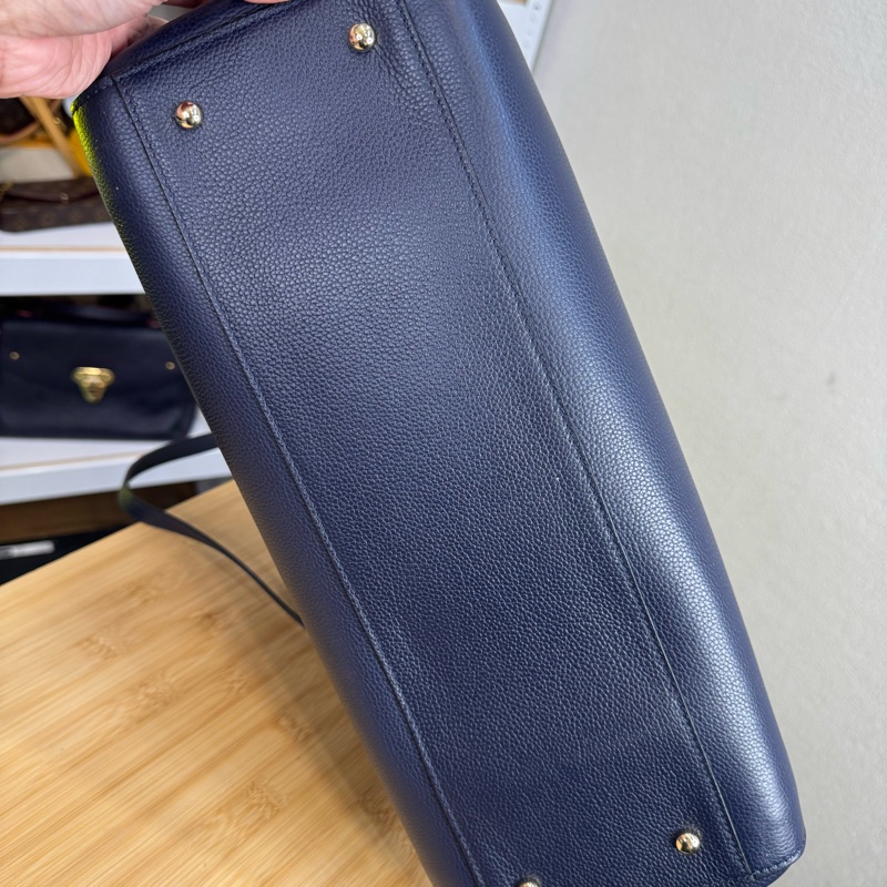 CHANEL 海軍藍牛皮Neo Executive Tote托特手提/側背🩵筆電公事包-6