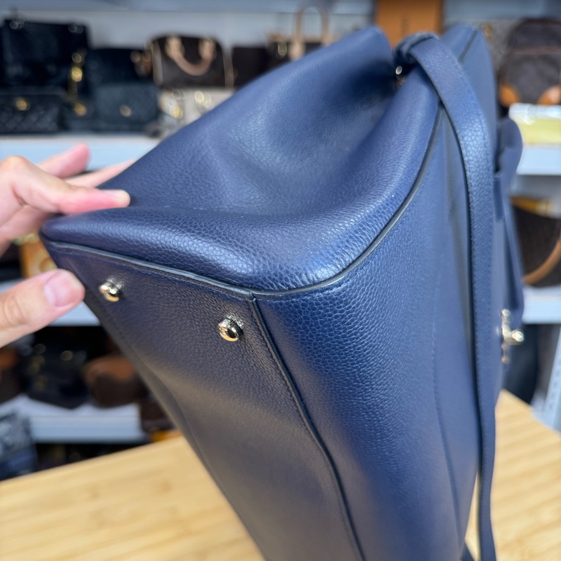 CHANEL 海軍藍牛皮Neo Executive Tote托特手提/側背🩵筆電公事包-13