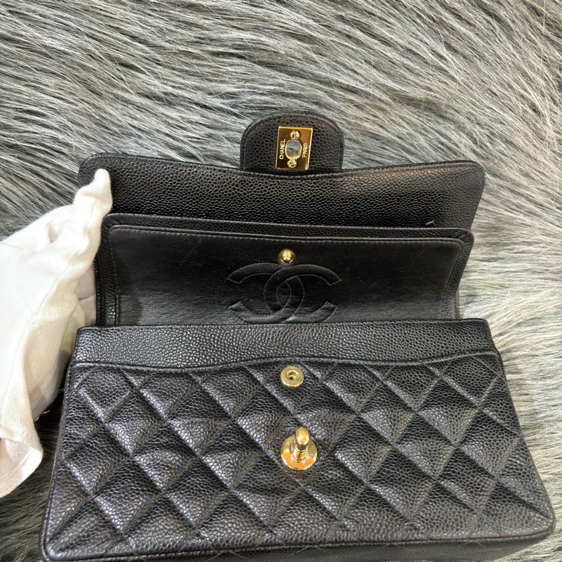CHANEL A01113 COCO23 CF23 FLAP 黑色荔枝皮金鍊 肩背包 口蓋包 老香-27
