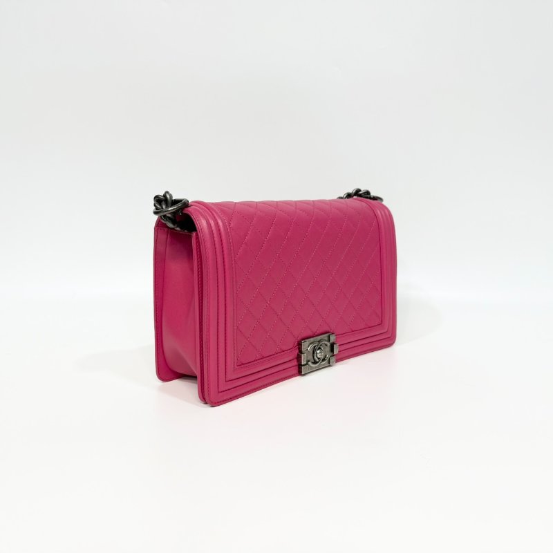 CHANEL桃粉色羊皮復古銀釦BOY28/A92193-2