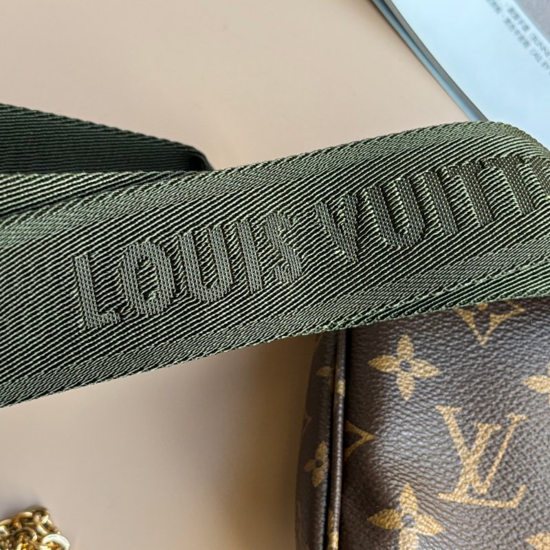 ::LOUIS VUITON:: LV M44813 Multi Pochette Accessoires 綠色織帶五合一麻將包-10