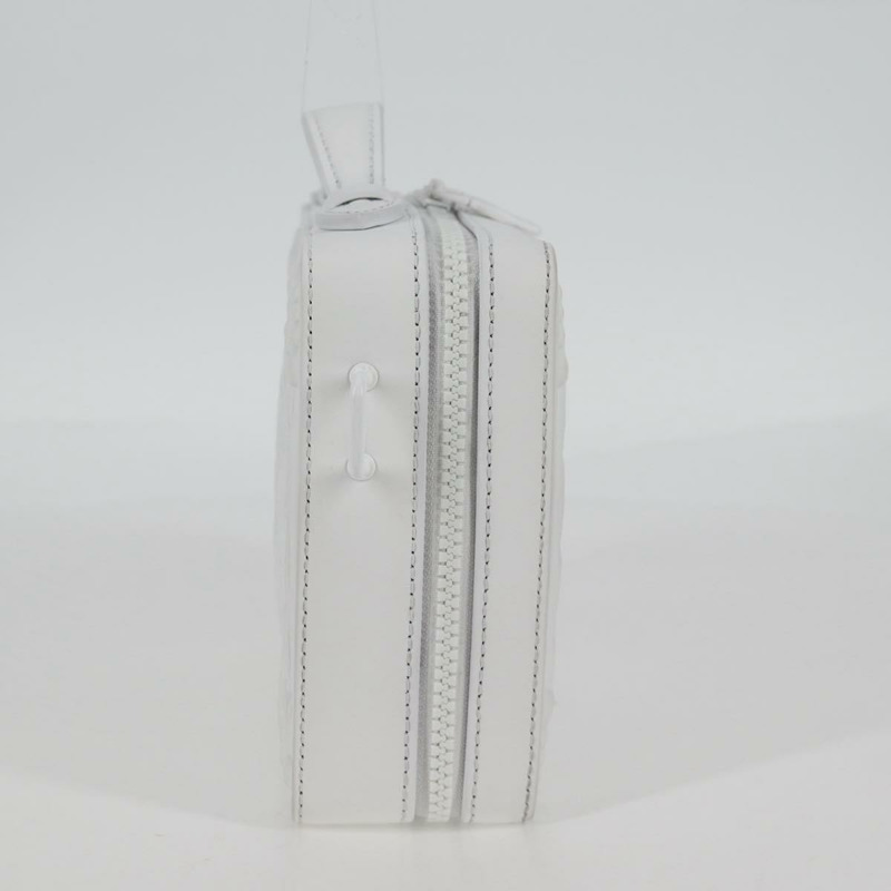 【日本直送】路易威登 Monogram LV Ornament Soft Trunk Bag 白色 M21833 LV Auth MX402SM-3