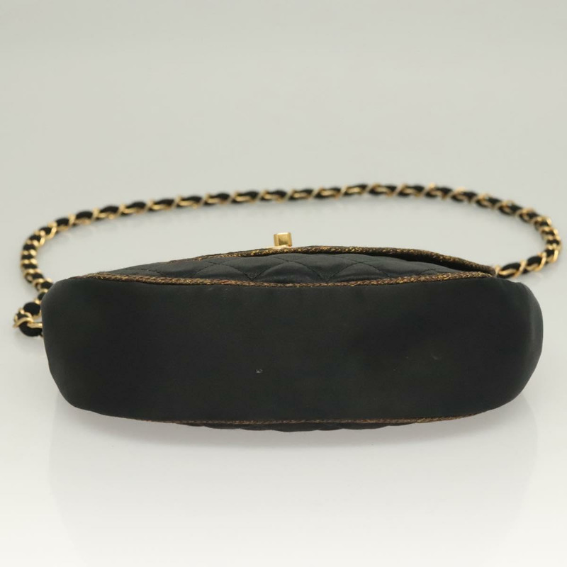 【日本直送】香奈兒 Matelasse 鏈條單肩包 緞面黑金 CC 正品 PP692-4