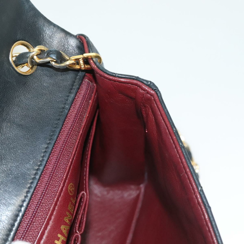 【日本直送】香奈兒 Matelasse 鏈條單肩包 小羊皮 黑金 CC 正品 PP771-22