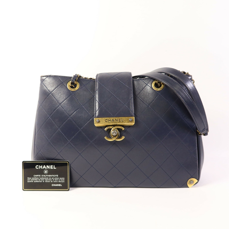 CHANEL 牛皮皮革Chain Shoulder金扣鏈帶肩背袋-17