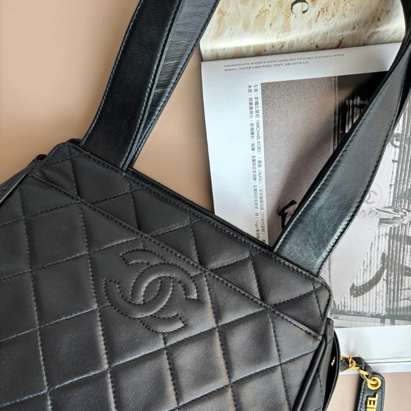 ::CHANEL:: 經典菱格紋雙C縫線 LOGO 手提肩背包 小托特包 小購物包 TOTE-1