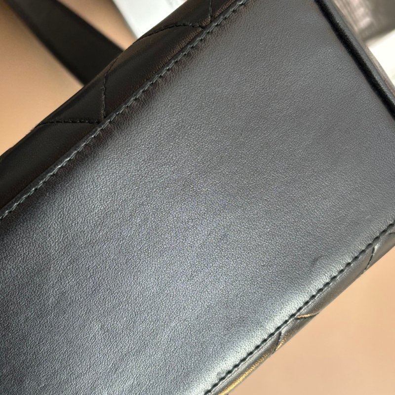 ::CHANEL:: 經典菱格紋雙C縫線 LOGO 手提肩背包 小托特包 小購物包 TOTE-9