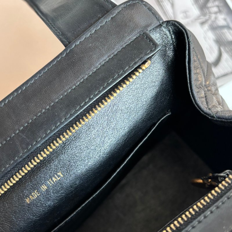 ::CHANEL:: 經典菱格紋雙C縫線 LOGO 手提肩背包 小托特包 小購物包 TOTE-31