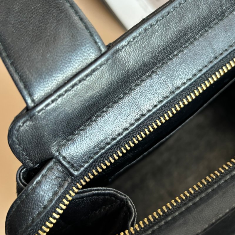 ::CHANEL:: 經典菱格紋雙C縫線 LOGO 手提肩背包 小托特包 小購物包 TOTE-32