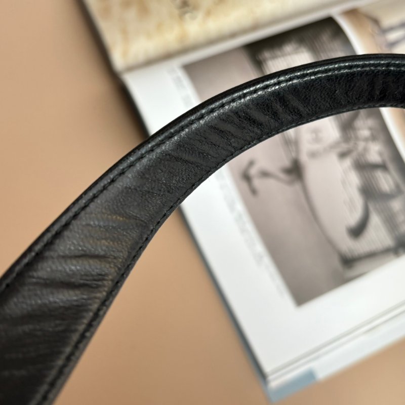 ::CHANEL:: 經典菱格紋雙C縫線 LOGO 手提肩背包 小托特包 小購物包 TOTE-36