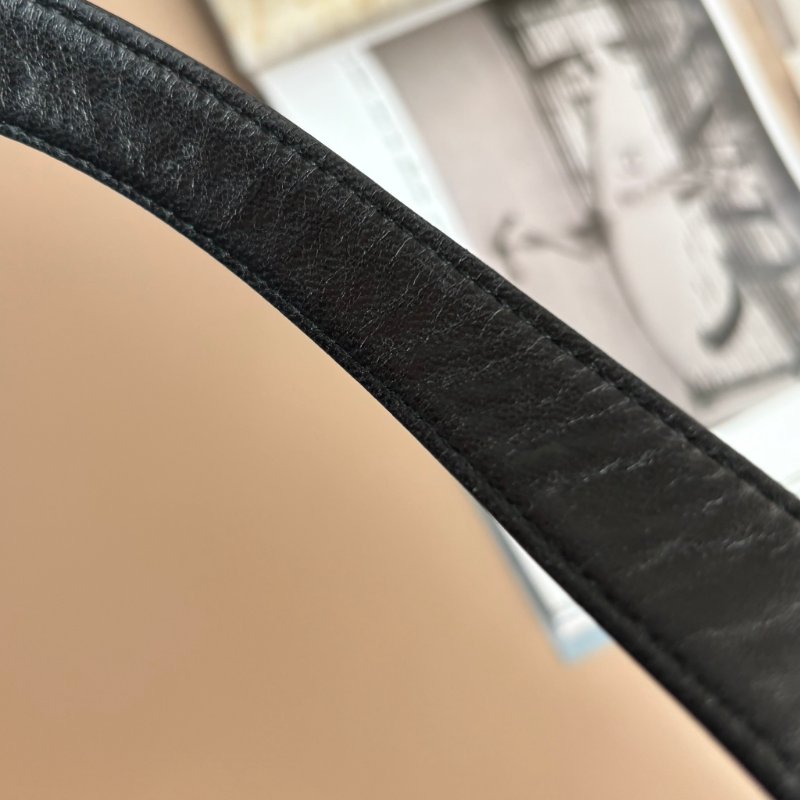 ::CHANEL:: 經典菱格紋雙C縫線 LOGO 手提肩背包 小托特包 小購物包 TOTE-37