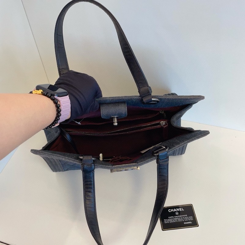 Chanel 香奈兒 深藍色 牛仔 leboy tote 肩背包 托特包 21開 36*25*16cm-1