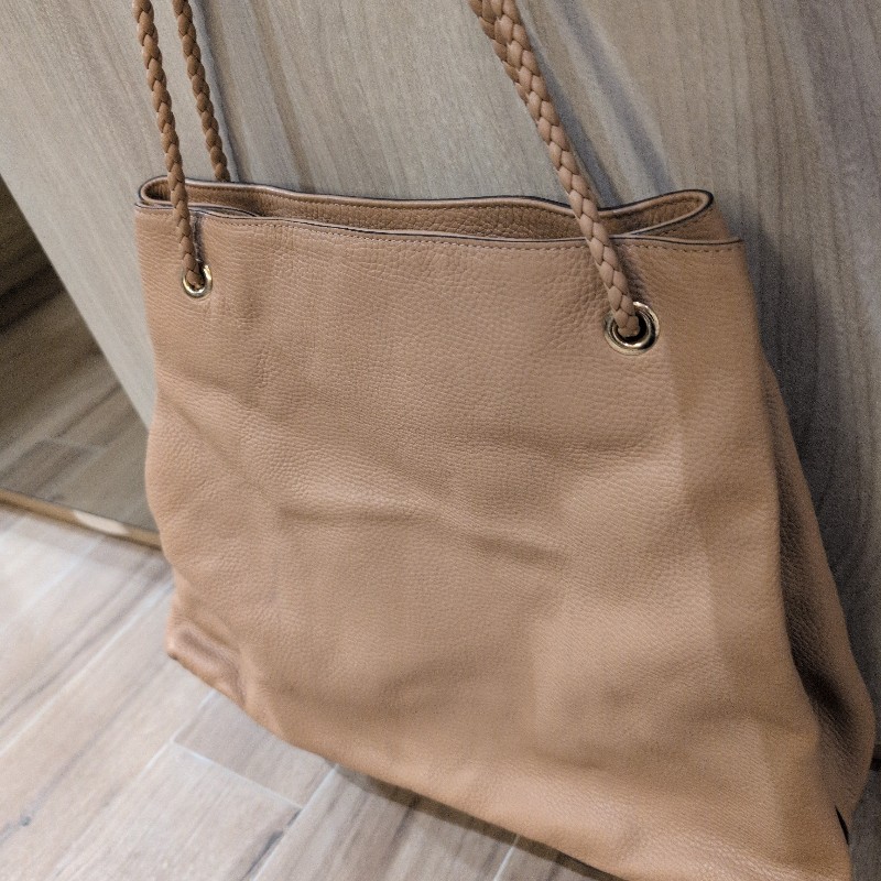 GUCCI斜背肩背駝色 米色兩用包 表面有亮粉-7