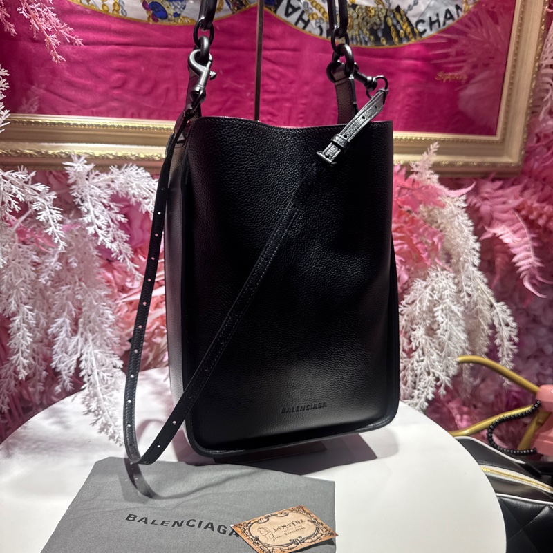 Balenciaga 巴黎世家黑色斜背包鏈條/王吉娜古董精品-3