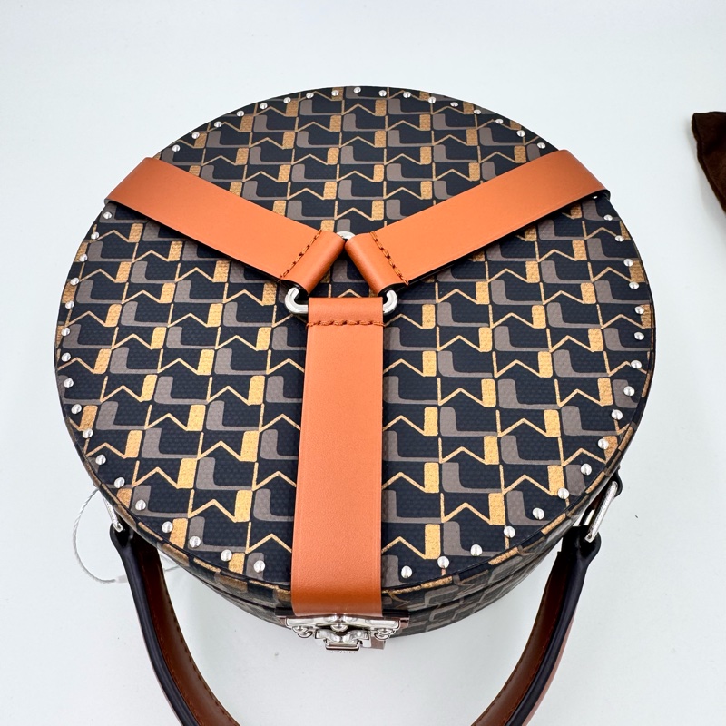 Moynat / 摩奈 wheel 小圓餅 新款小圓餅 Wheel Trunk-1