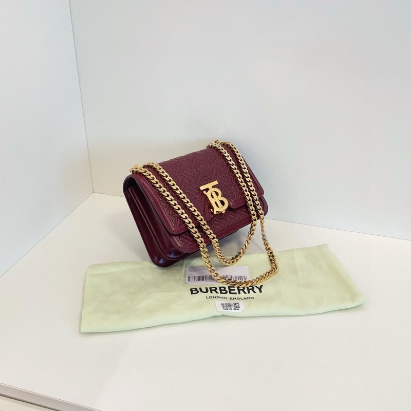 Burberry 酒紅色全皮壓花TB金扣鏈條豆腐包 郵差包 小號20*15*10cm-1