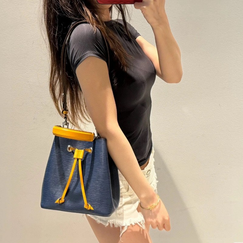 LV路易威登 💙Neonoe bb藍黃拼色epi水波紋 晶片款 肩背包 🈶購鉦 20*20*13cm-8