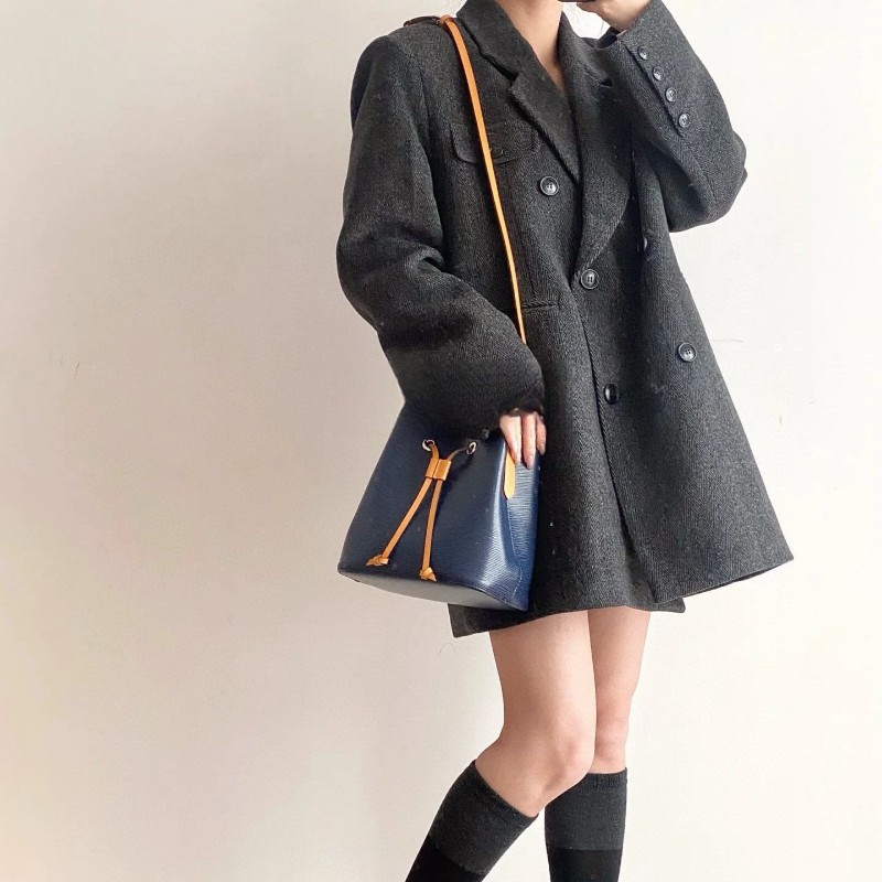 LV路易威登 💙Neonoe bb藍黃拼色epi水波紋 晶片款 肩背包 🈶購鉦 20*20*13cm-9