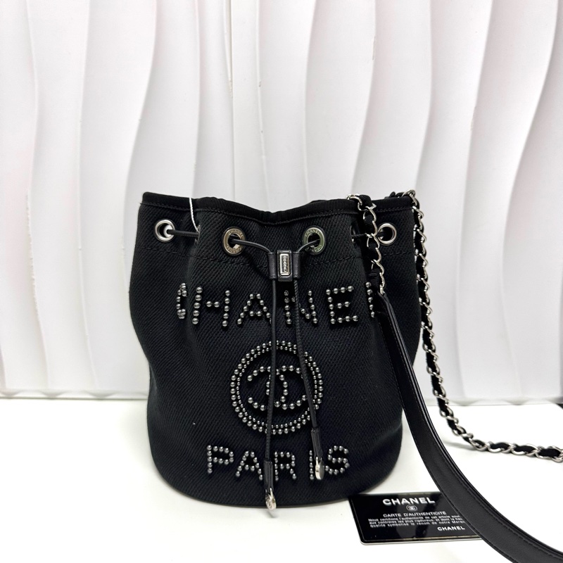 Chanel / 香奈兒 釘珠款 絕版帆布水桶-5