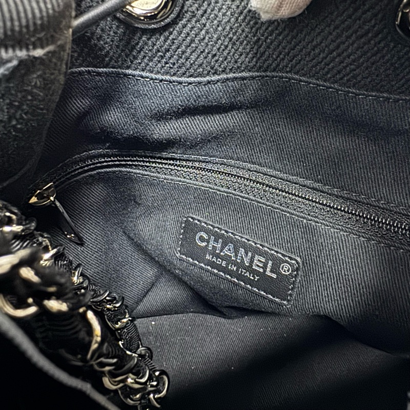 Chanel / 香奈兒 釘珠款 絕版帆布水桶-9