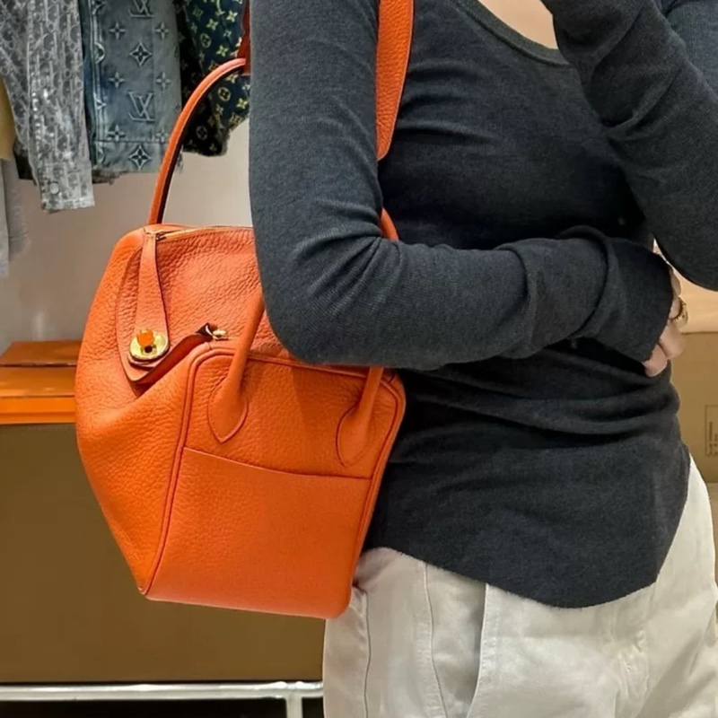 Hermes Lindy26 閒置帶原膜🔥櫃上配貨4️⃣0️⃣萬抱出🧡-6