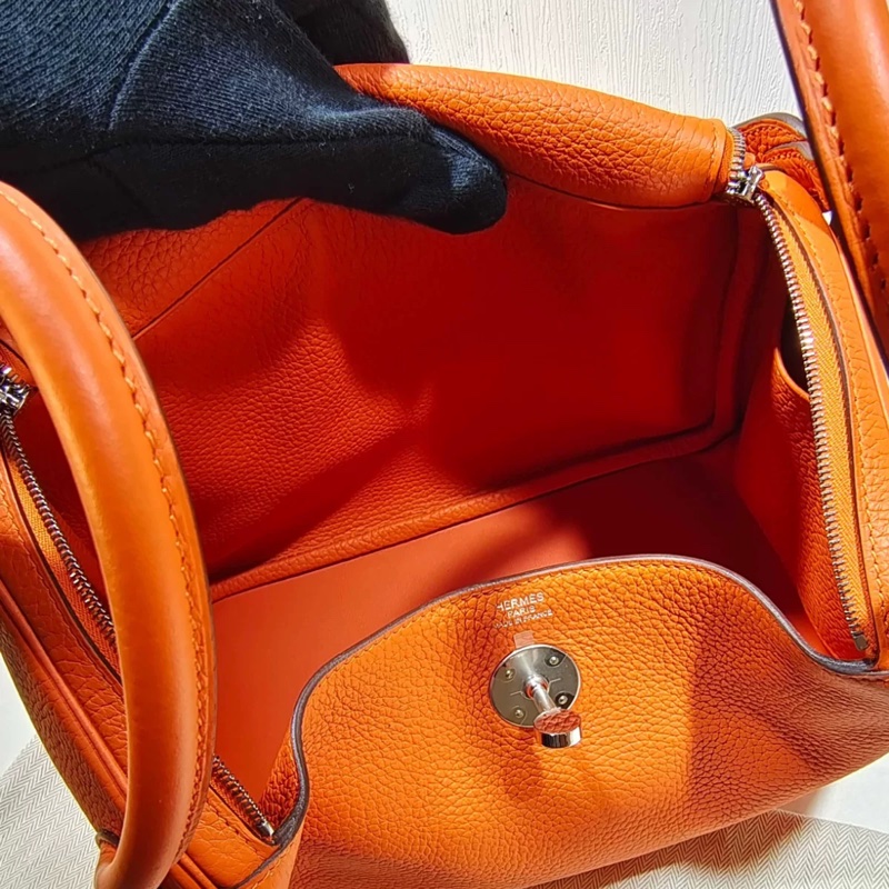 Hermes Lindy26 閒置帶原膜🔥櫃上配貨4️⃣0️⃣萬抱出🧡-23