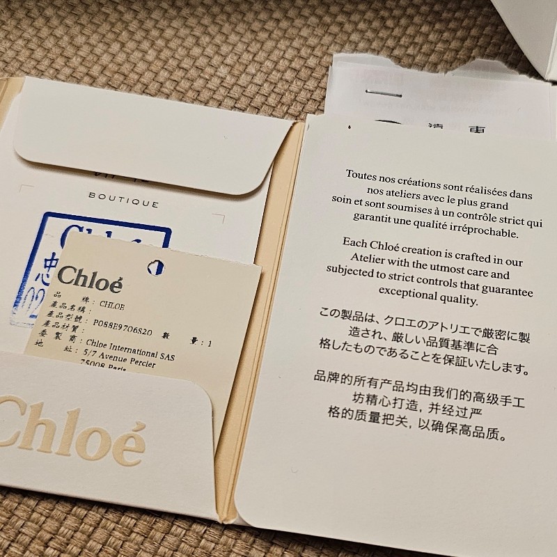 Chloe 經典C字金屬釦鱷魚紋三折短夾
（乾燥玫瑰粉）全新品-4