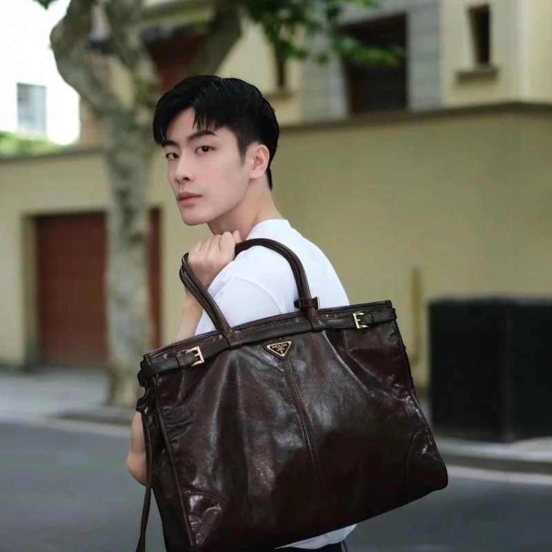 🎉新品好折扣✨Prada 2VG128 超大款亮澤皮革繫帶 Bonnie包 棕色/付長肩帶-12