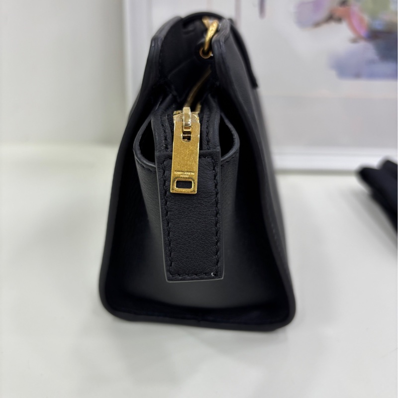 Saint Laurent聖羅蘭Ysl全皮黑色金扣 mini 鞦韆包-3