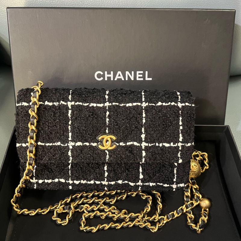 Chanel 毛呢金球 woc-0