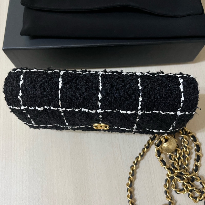 Chanel 毛呢金球 woc-12