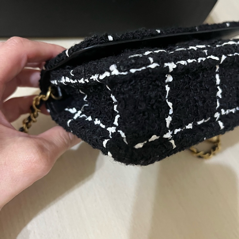 Chanel 毛呢金球 woc-14