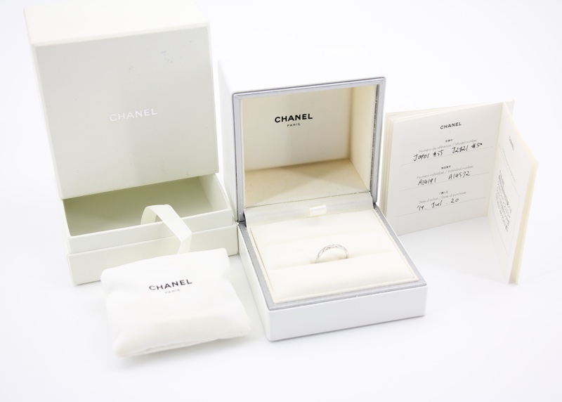 Chanel 2020 Coco Crush Matelisse Marriage 三連式粒狀鑽石鉑金戒指PT950 Model No 50-8