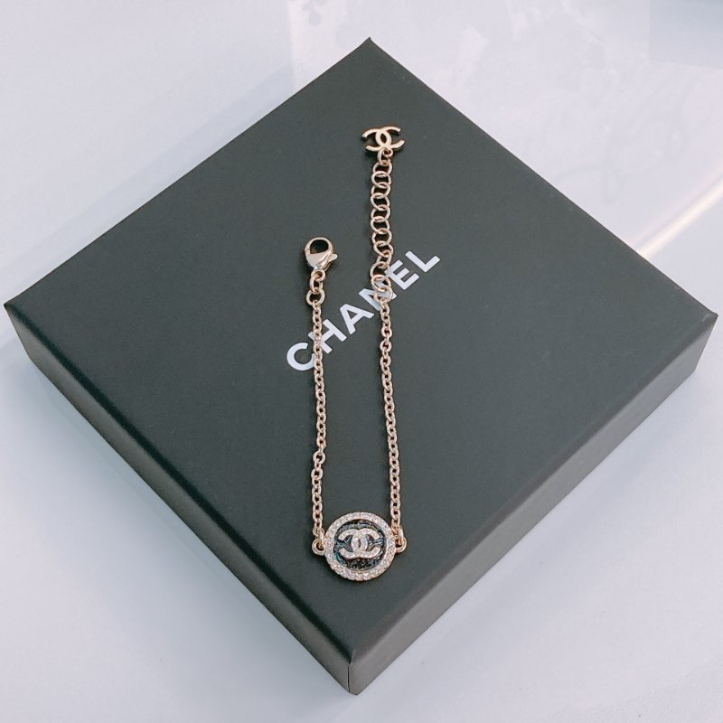 MS0314 香奈兒 25B 手鍊 CC Logo 圓形 黑淡金 全新 Chanel Circle CC Logo Black x LGHW Bracelet-4