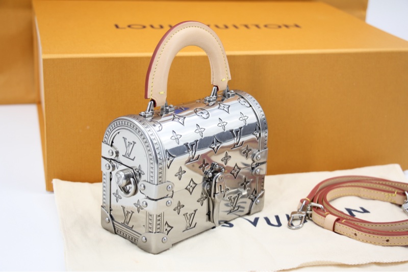 Louis Vuitton 2022 Metal Silver Monogram Mini Treasure Trunk Minaudiere-3