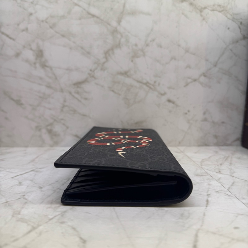 GUCCI PVC 珊瑚蛇滿版黑灰LOGO對開長夾-3