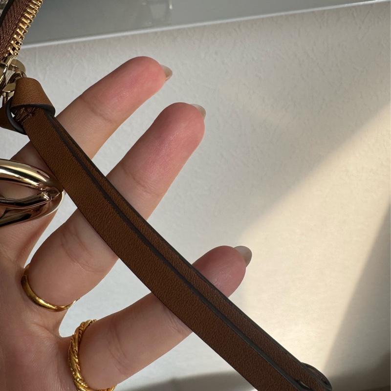 Gucci滿版老花拼焦糖皮革肩背包-13