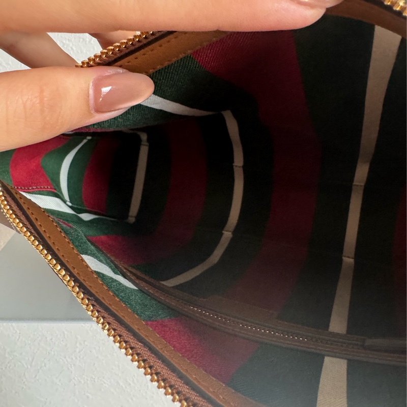 Gucci滿版老花拼焦糖皮革肩背包-15