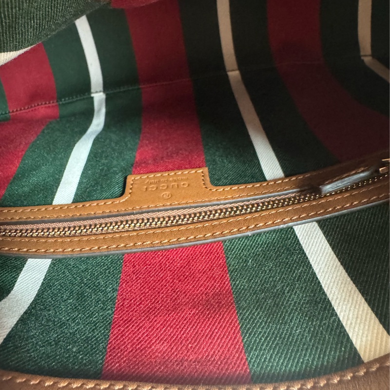 Gucci滿版老花拼焦糖皮革肩背包-16