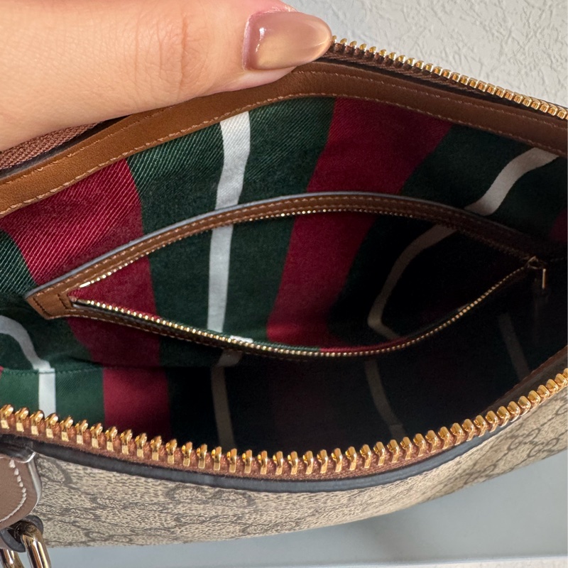 Gucci滿版老花拼焦糖皮革肩背包-18