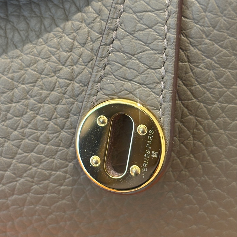 Hermes大象灰金扣編織背袋mini Lindy-14