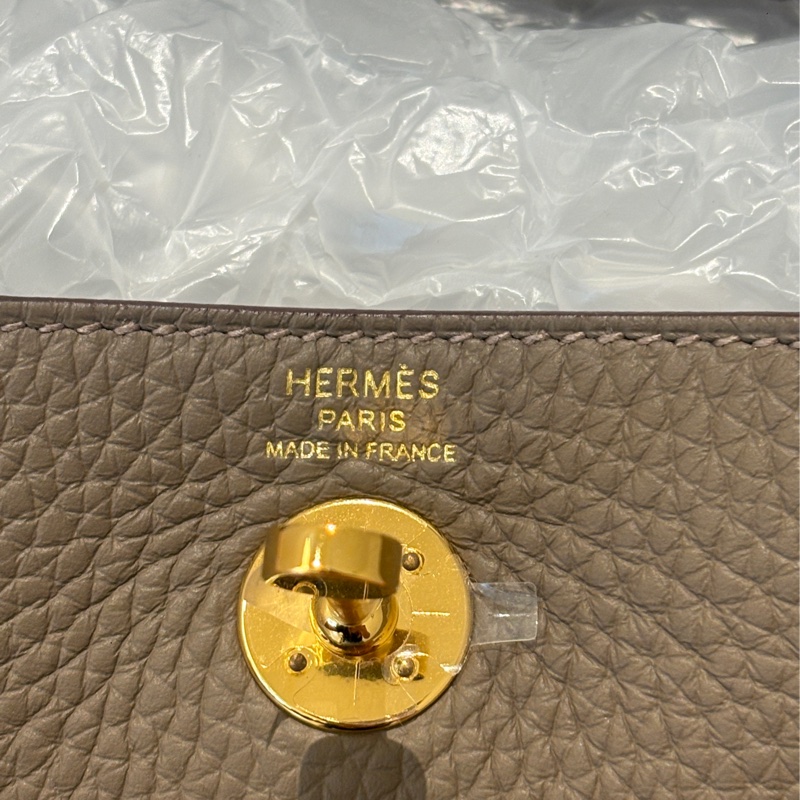 Hermes大象灰金扣編織背袋mini Lindy-16