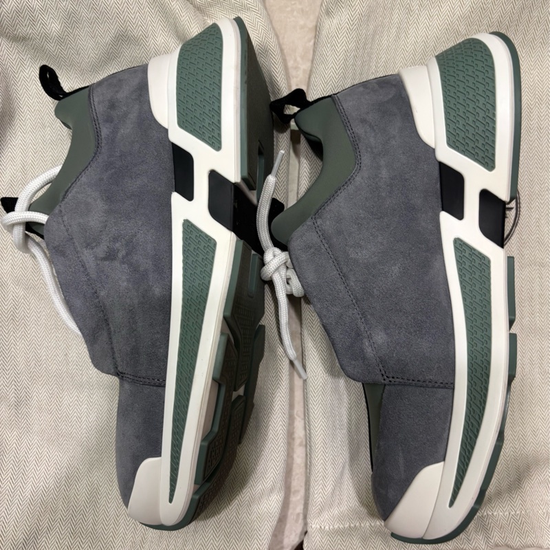 Hermes愛馬仕球鞋Just款（深灰色麂皮拼接墨蘭迪綠科技平紋針織彈性布）-3